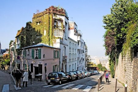 Montmartre Walking Tour: Paris’ Best Art, Culture and Food